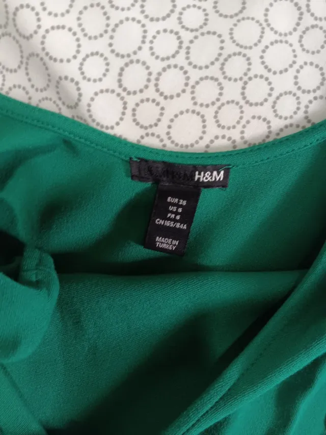 Vestido verde escote redondo manga corta