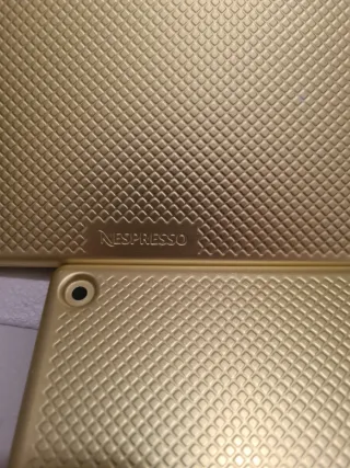 Pannelli laterali Nespresso Pixie dorati