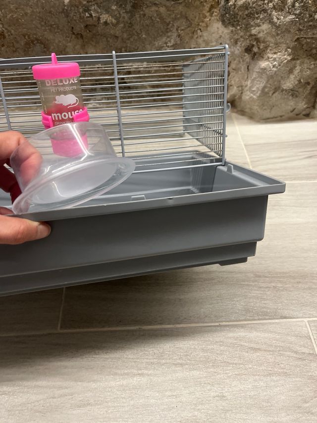 Jaula para hámster con accesorios