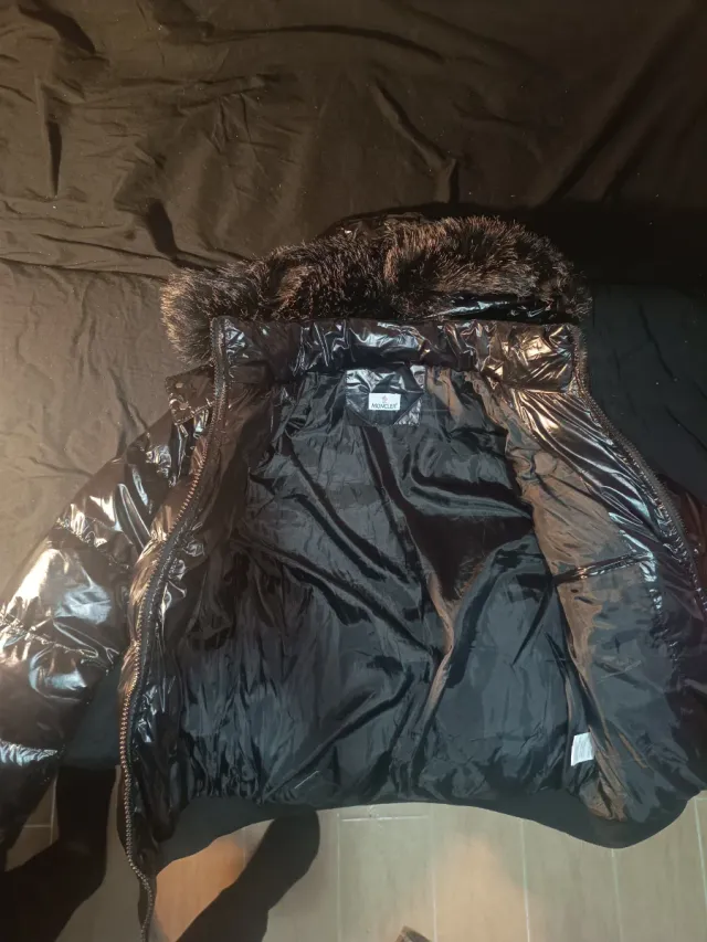 Cazadora Moncler  Sin uso casi