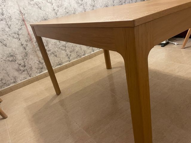 Mesa de comedor extensible de madera