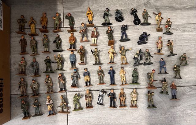 Collezione di soldatini di piombo, vendo a 10€ ciascuno