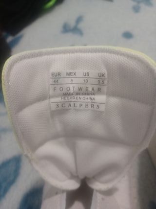 Zapatos Scalpers blancos y amarillos