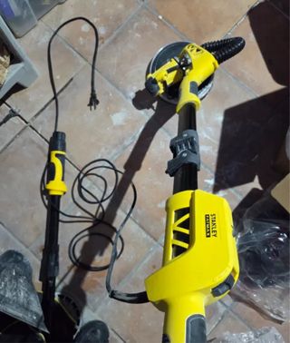 Lijadora jirafa con aspiradora