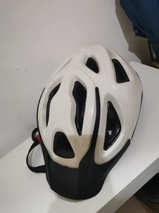 Casco Bicicleta Blanco y Negro
