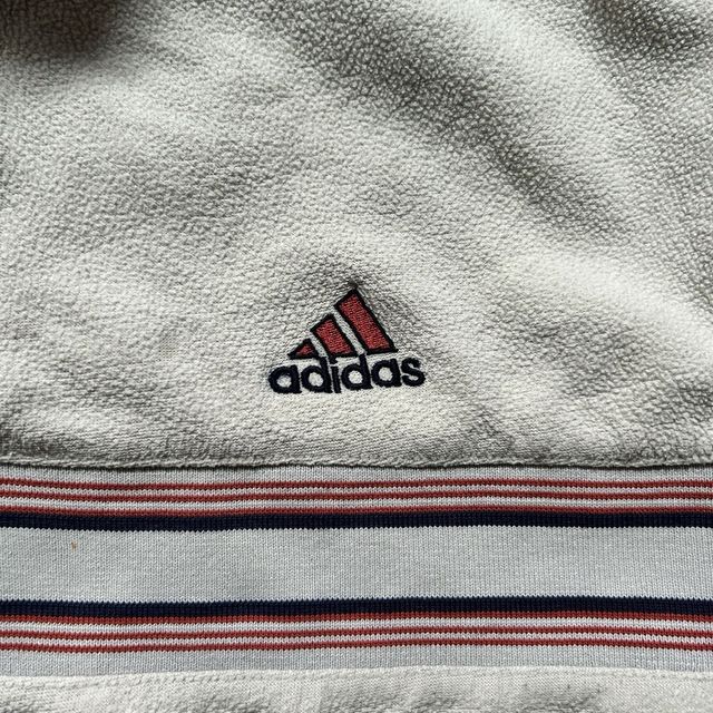 Pile Adidas vintage Y2K 00’s size M