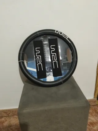 Funda Volante Negro + Protectores Cinturón