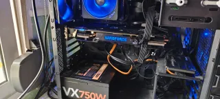 PC Gamer completo monitor teclado y ratón