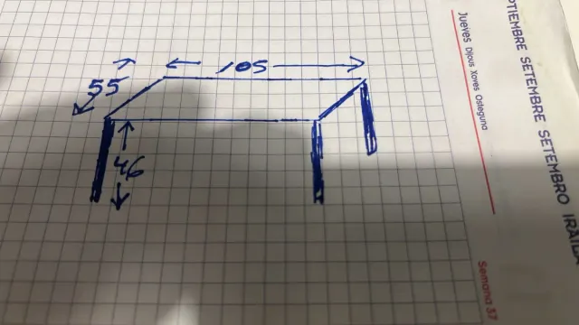 Mesa de centro madera oscura y cristal