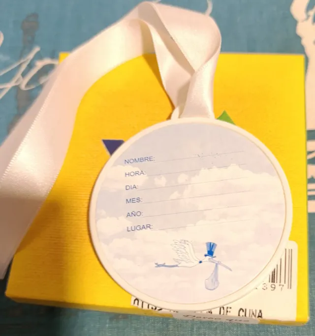 Medaglia da culla in argento con design di angeli