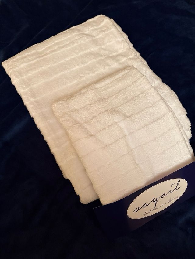 Juego de toallas Vayoil NUEVAS