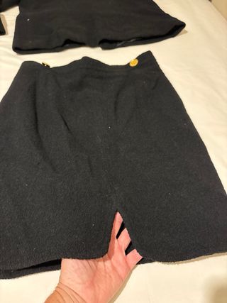 Traje de chaqueta y falda negro