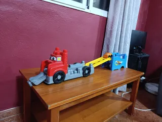 Mega Bloks + 5 coches y camión con rampa