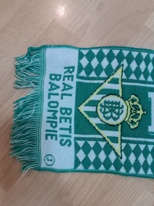 BUFANDA REAL BETIS BALOMPIÉ