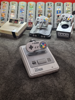 Soporte Exhibición Super Nintendo SNES