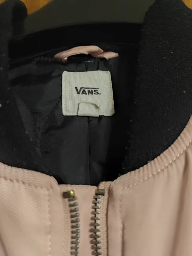 Chaqueta Vans Chica Negra y Rosa