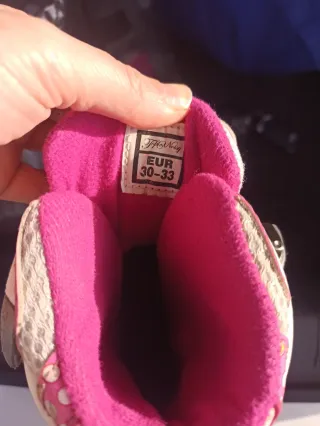 Patines en línea rosas y blancos