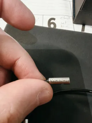 Collar Viceroy Negro y Plateado