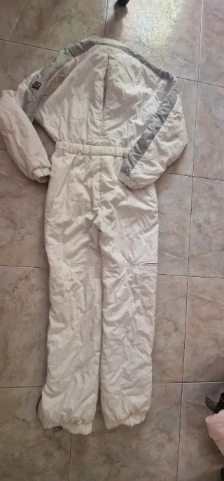 Mono de esquí blanco