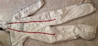 Mono de esquí blanco