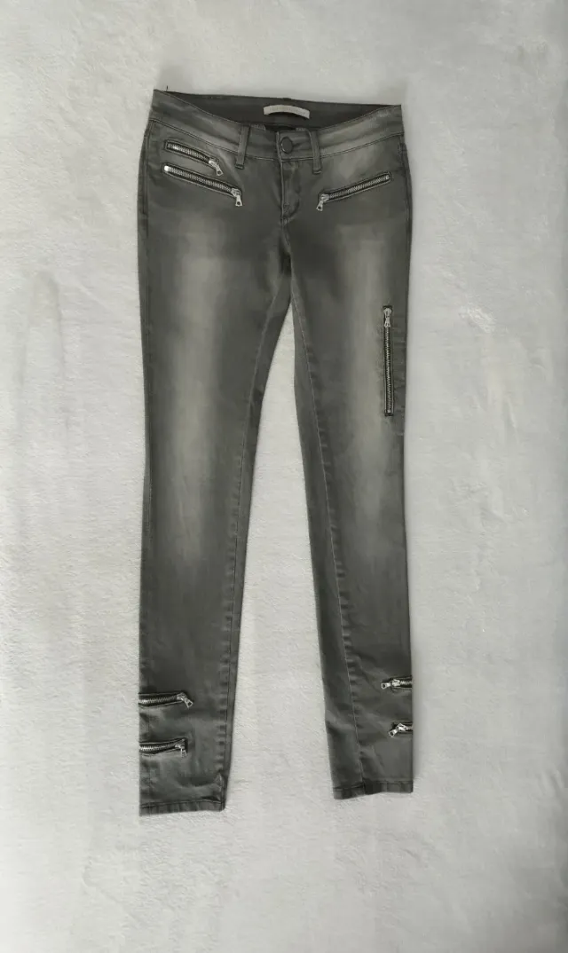 Pantalón Victoria Beckham T. 36.