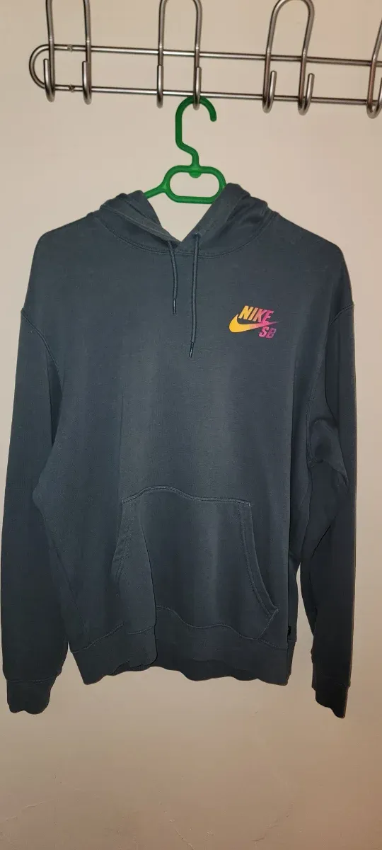 Sudadera Nike SB Hombre verde azulado.