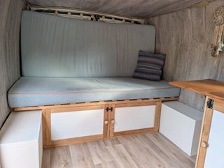 Cama a medida para furgoneta camper