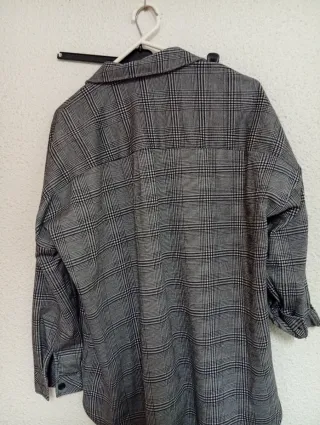Chaqueta tipo camisa Stradivarius Talla L