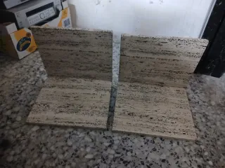 Bases de mármol travertino