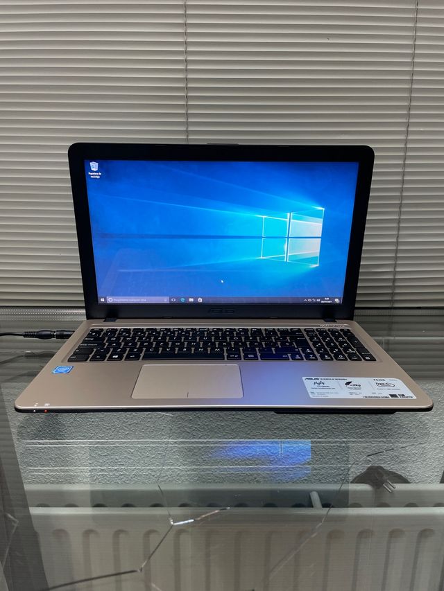 Portátil Asus F540S Oro/Plata
