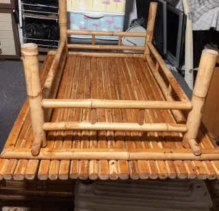 Mesa de centro de bambú