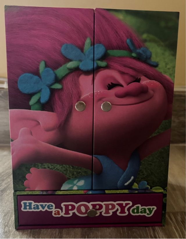 Joyero Trolls y Estuche Maquillaje