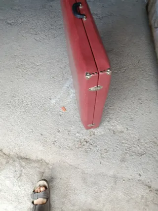 CAMILLA PLEGABLE EN COLOR GRANATE