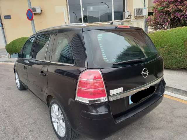 Opel Zafira 2009