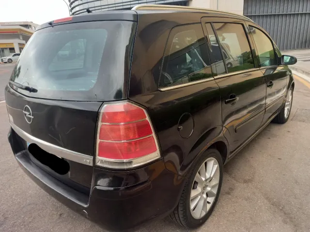Opel Zafira 2009