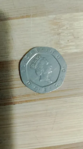 Lote de Monedas Británicas Variadas