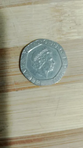 Lote de Monedas Británicas Variadas