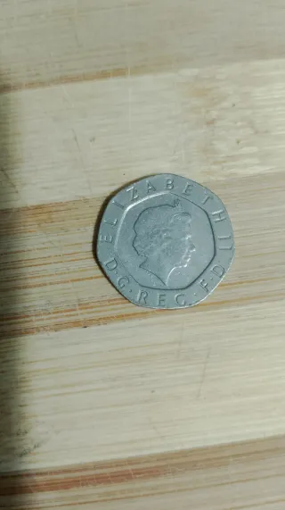 Lote de Monedas Británicas Variadas