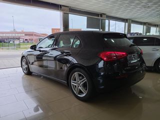 Mercedes-Benz A180 *MODELO 2022*