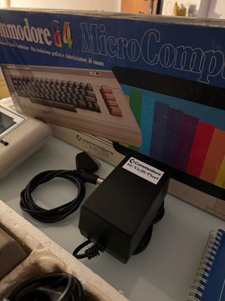 Commodore 64 + Accessori