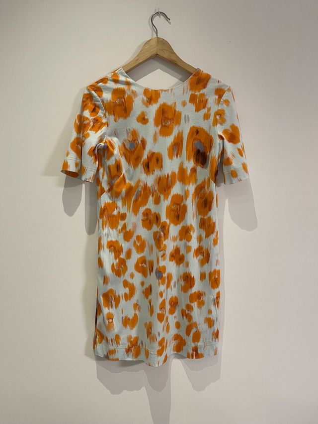 Vestido Bimba y Lola Escote Espalda Estampado