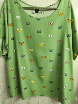Blusa Talla 4XL Mariposas