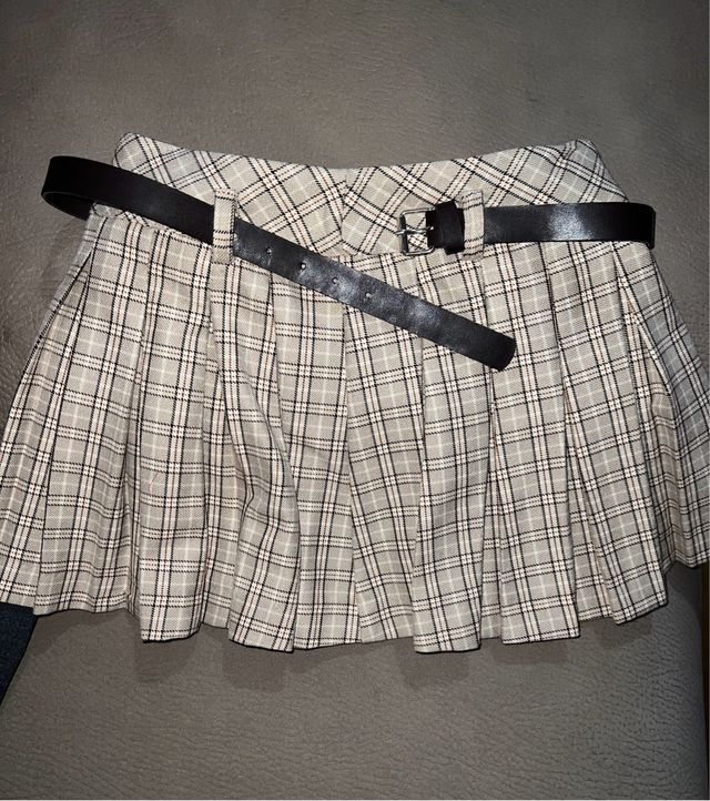 Falda Zara cuadros talla 8