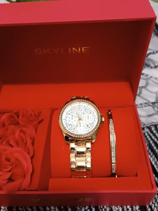 Reloj Skyline Mujer Dorado con Pulsera