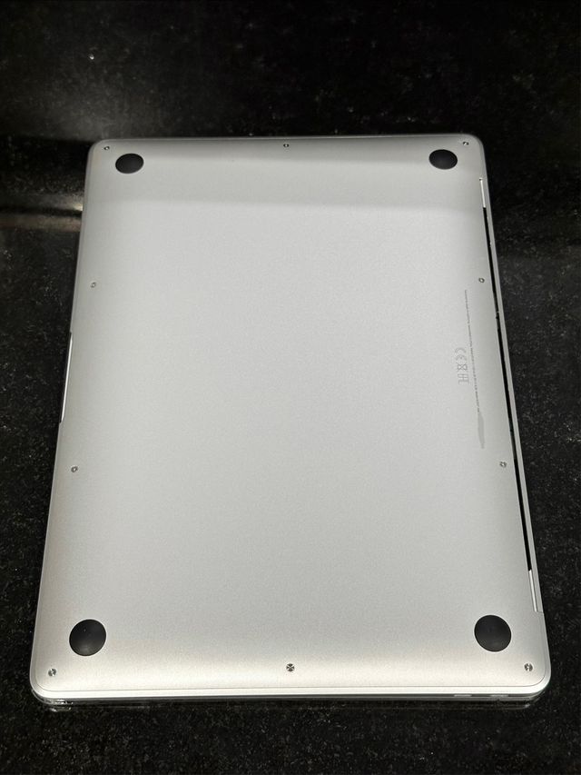 Macbook Air M1 Plata - Impecable