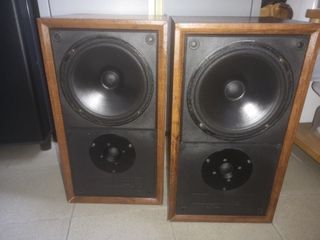 altavoces mission 700