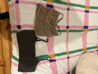 TOPS 2 verdes y uno marrón- SHEIN 1 gris-Pull&Bear