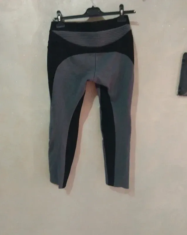 Pantaloni Richmond neri e grigi