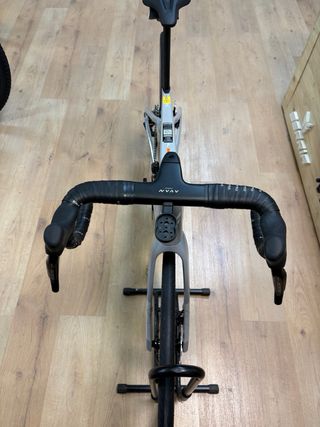 BERRIA MISTRAL PRO + 105 Di2