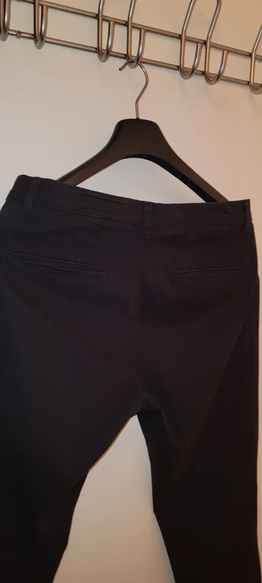 Pantalón chino hombre negro